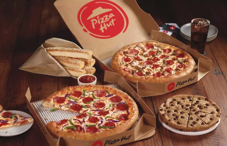 pesta ulang tahun di pizza hut