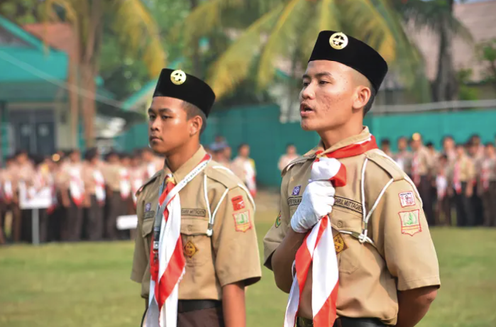 Membangun Karakter dan Keterampilan Hidup Pramuka